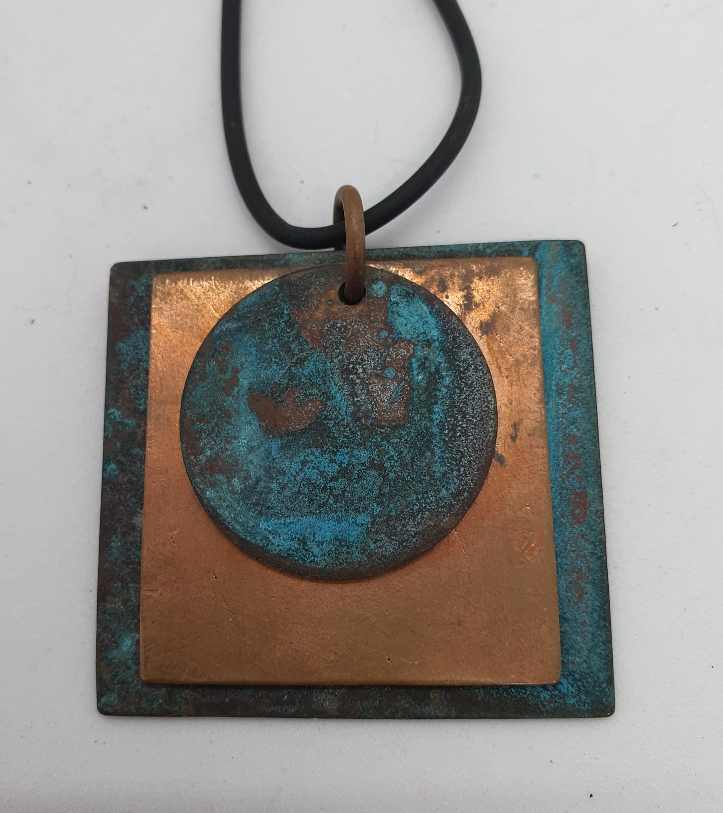 F.R.E.E WOMAN MEMORY NECKLACE