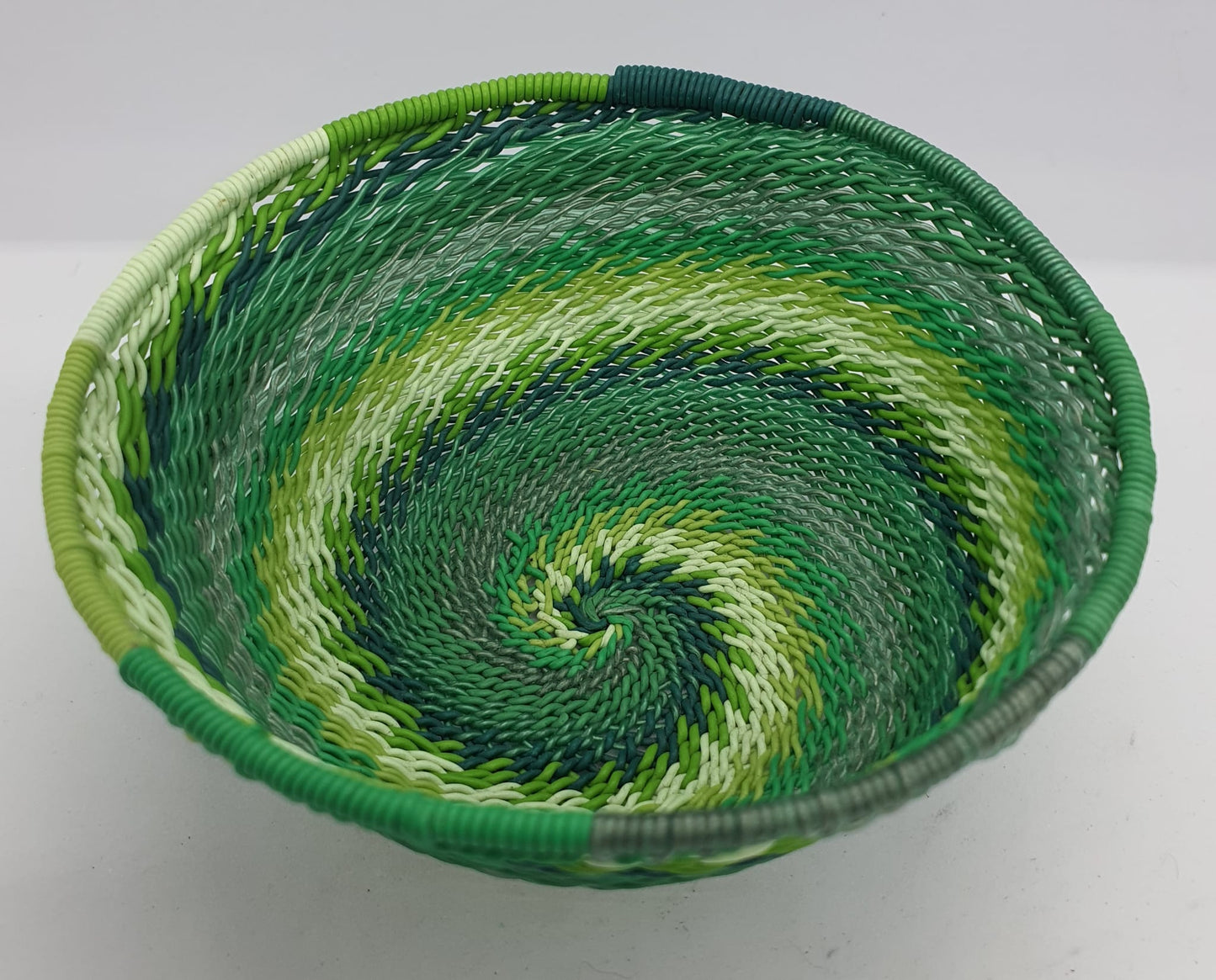 Telephone Wire Bowls- Green- Small- 11 cm