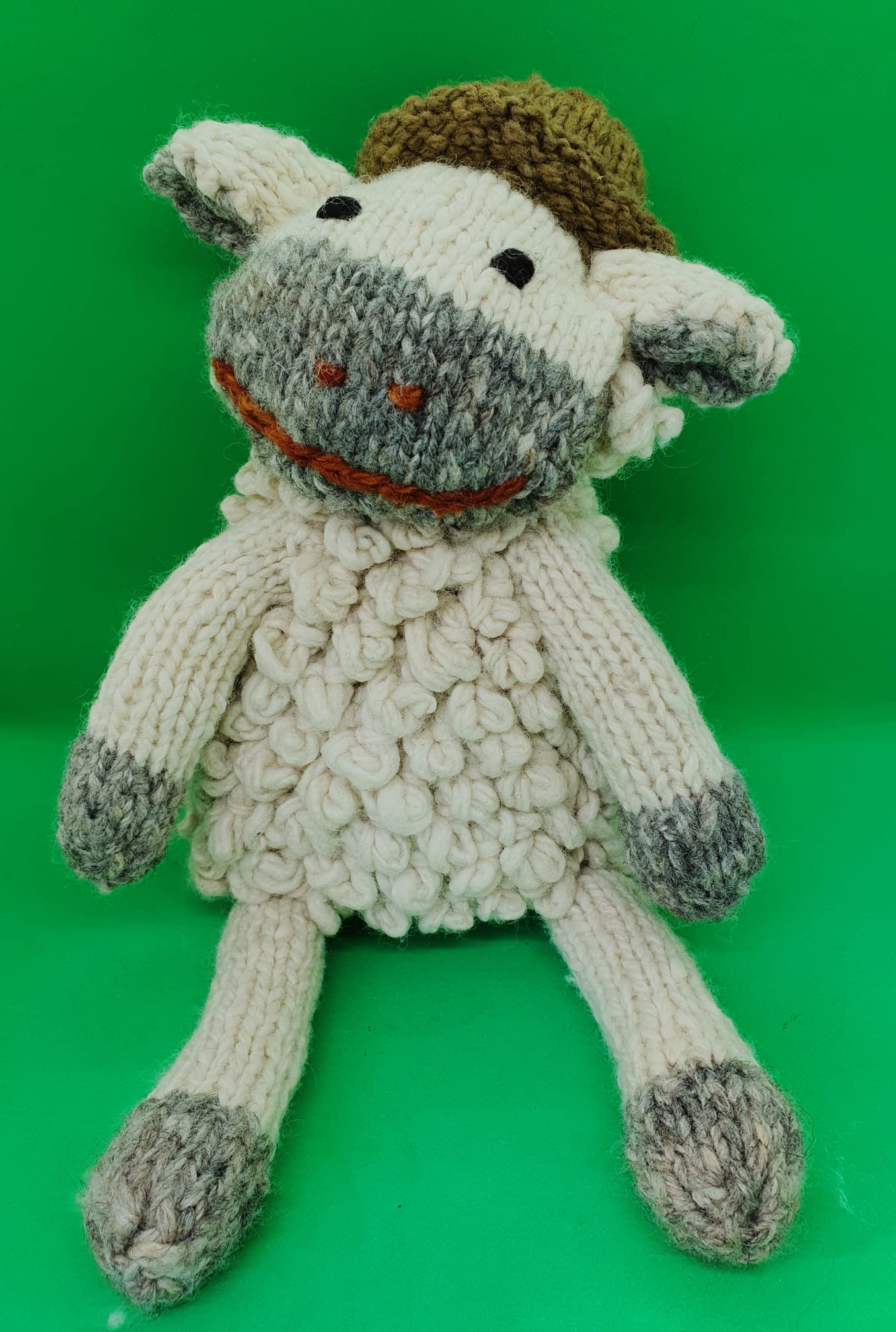 Kenana Knitters, Shamba Farm Sheep Cream- Medium
