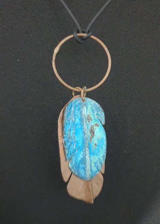 F.R.E.E WOMAN FEATHER NECKLACE