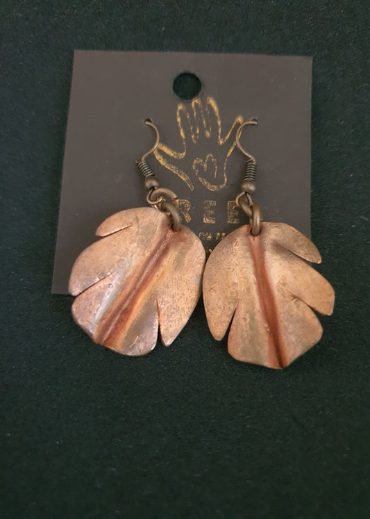F.R.E.E WOMAN EARRINGS