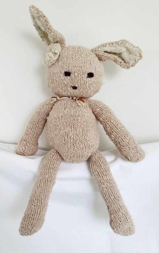 Kenana Knitters, Ditzy Rabbit Cream A Large