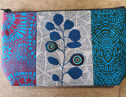 TURQUOISE LEAF SHWESHWE TOILETRY BAG