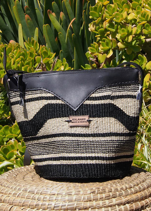 KENYAN B&W CORETTA SISAL BAG – KITENGE-A
